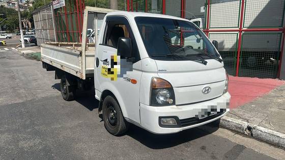 HYUNDAI HR 2.5 LONGO SEM CAÇAMBA 4X2 16V 130CV TURBO INTERCOOLER DIESEL 2P MANUAL